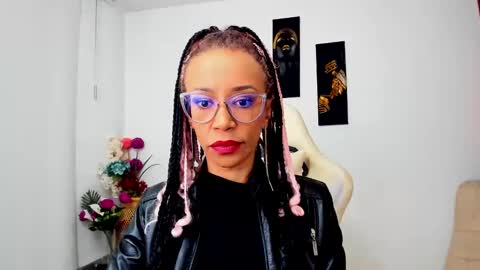 Scarlett online show from March 12, 2025, 12:42 am