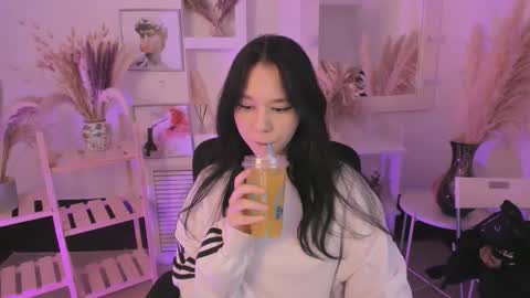 scarlettmurr online show from October 9, 2025, 7:12 pm