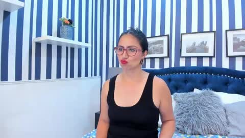 Snapshot of scarrlet_fox chatting on April 13, 2026, 8:14 pm Scarlet online show from April 13, 2026, 8:14 pm