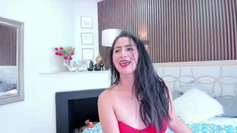Snapshot of scarrlet_fox chatting on April 17, 2026, 7:39 pm Scarlet online show from April 17, 2026, 7:39 pm