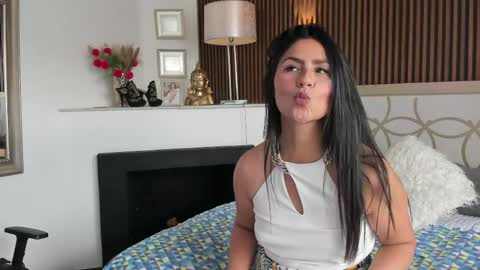 Snapshot of scarrlet_fox chatting on April 22, 2026, 7:26 pm Scarlet online show from April 22, 2026, 7:26 pm