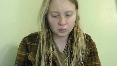 Snapshot of scartit chatting on November 12, 2025, 2:45 am ScarTit Bernhard online show from November 12, 2025, 2:45 am