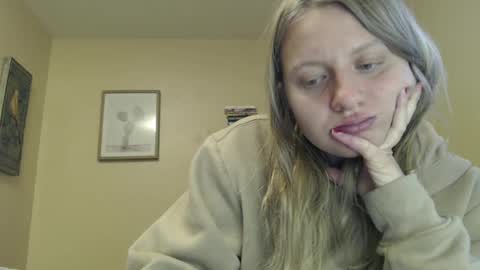 Snapshot of scartit chatting on November 18, 2025, 7:18 pm ScarTit Bernhard online show from November 18, 2025, 7:18 pm