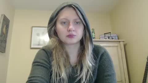 Snapshot of scartit chatting on November 21, 2025, 7:01 pm ScarTit Bernhard online show from November 21, 2025, 7:01 pm