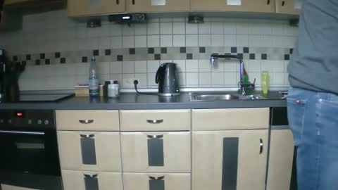 Snapshot of schlueppee chatting on December 21, 2024, 9:55 am Fritz Schluepper online show from December 21, 2024, 9:55 am