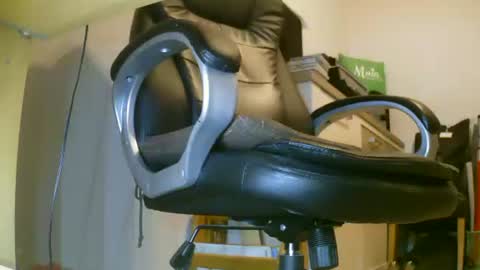 Snapshot of schlueppee chatting on November 13, 2025, 9:47 pm Fritz Schluepper online show from November 13, 2025, 9:47 pm