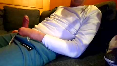 schmuhbaer1 online show from February 5, 2026, 7:40 pm