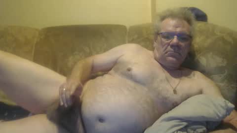 schnapper11 online show from January 2, 2025, 9:00 am