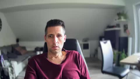 Dildomen online show from December 3, 2025, 1:09 pm