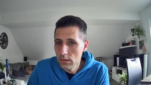 Dildomen online show from March 24, 2026, 7:46 am