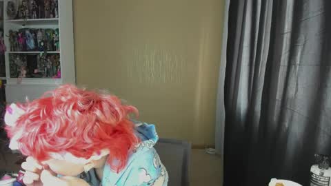 Rina online show from April 19, 2026, 7:07 am