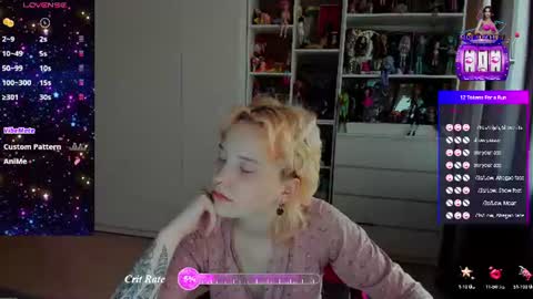 Snapshot of school_love chatting on July 5, 2026, 8:10 am Rina online show from July 5, 2026, 8:10 am