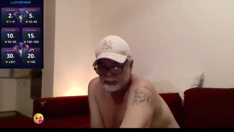 Snapshot of schooner73 chatting on October 24, 2025, 11:39 am Schooner73 online show from October 24, 2025, 11:39 am