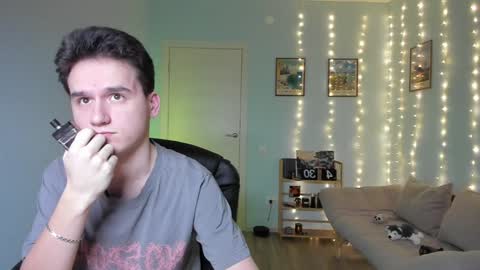 Thomas brunette and Alex blond online show from December 21, 2024, 6:19 am