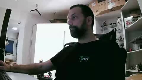 scorpion_cock online show from November 4, 2025, 3:33 pm