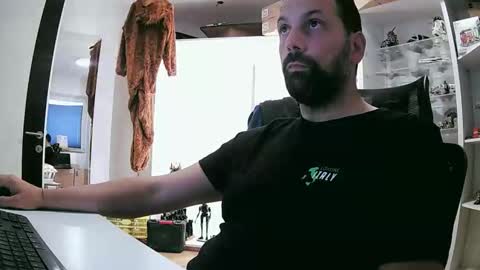 scorpion_cock online show from November 15, 2025, 1:18 pm