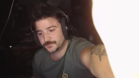 Sup online show from December 15, 2025, 9:41 pm