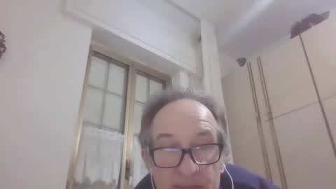 scotchwhieskie online show from March 3, 2025, 7:06 pm