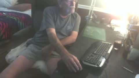 scotsman_62 online show from March 11, 2026, 7:58 am