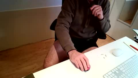 scotsmanx online show from December 5, 2025, 7:43 pm