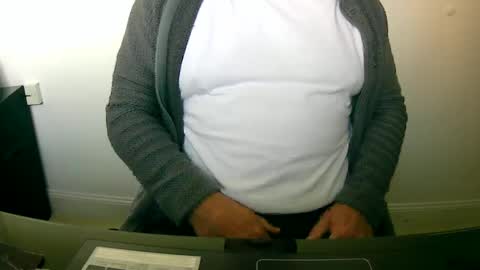 Scott online show from March 8, 2025, 9:39 am