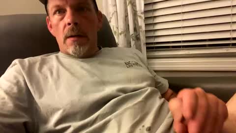 scottj603603 online show from October 4, 2025, 10:52 pm
