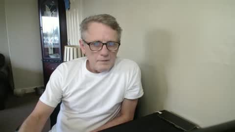 James online show from November 1, 2025, 9:44 am