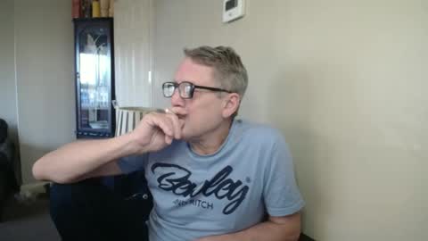 James online show from November 9, 2025, 2:59 pm