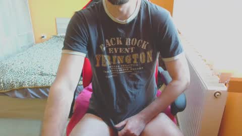 Snapshot of scotty_98 chatting on January 18, 2025, 12:57 pm scotty_98 online show from January 18, 2025, 12:57 pm