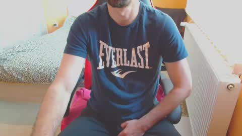 Snapshot of scotty_98 chatting on January 19, 2025, 1:01 pm scotty_98 online show from January 19, 2025, 1:01 pm