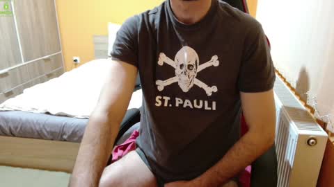 Snapshot of scotty_98 chatting on February 7, 2025, 8:20 pm scotty_98 online show from February 7, 2025, 8:20 pm