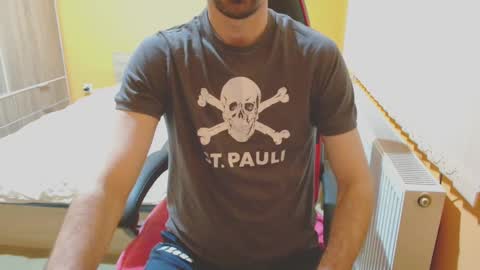 Snapshot of scotty_98 chatting on February 25, 2025, 6:42 pm scotty_98 online show from February 25, 2025, 6:42 pm