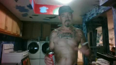 Snapshot of screwnutandbolte chatting on July 1, 2026, 3:19 am screwnutandbolte online show from July 1, 2026, 3:19 am