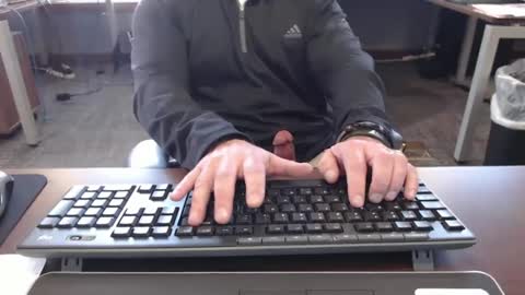 Snapshot of scsnake2 chatting on December 30, 2024, 7:32 pm ScSnake online show from December 30, 2024, 7:32 pm