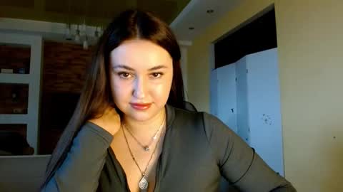 Elizabeth  online show from March 3, 2026, 12:33 pm