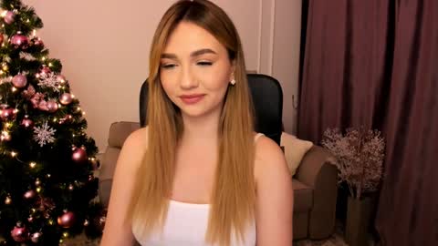 Kate online show from December 23, 2024, 3:29 am