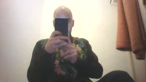 Sean online show from October 11, 2025, 6:39 pm