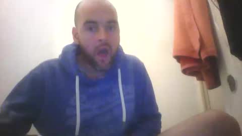 Sean online show from November 9, 2025, 7:56 pm