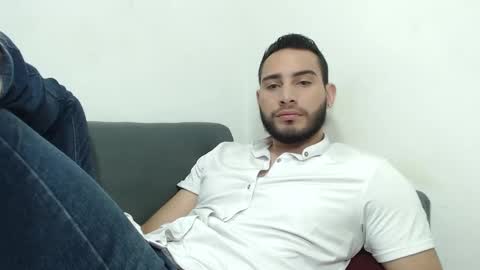 seank_noszka online show from February 25, 2025, 4:31 pm