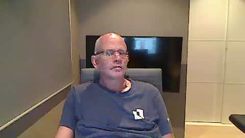 Snapshot of seargents chatting on November 12, 2025, 2:50 pm seargents online show from November 12, 2025, 2:50 pm