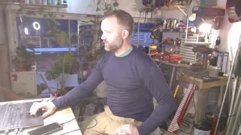 Seattlemanwhore online show from November 14, 2025, 3:55 pm