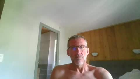 seb846894 online show from June 15, 2026, 3:25 pm