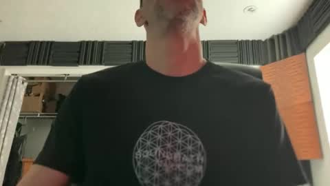 Sebastian online show from October 28, 2025, 5:26 pm