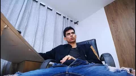 sebalexis7 online show from November 21, 2025, 6:56 am