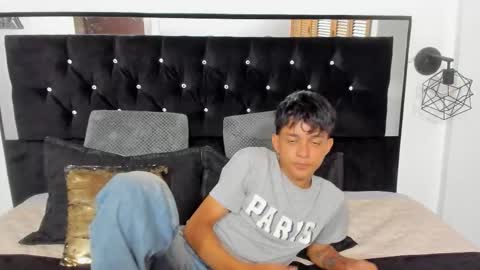Snapshot of sebas_cat chatting on October 16, 2025, 10:00 pm Sebastian Alvarez online show from October 16, 2025, 10:00 pm