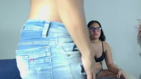 Snapshot of sebas_n_aly chatting on July 7, 2026, 2:36 am ely online show from July 7, 2026, 2:36 am