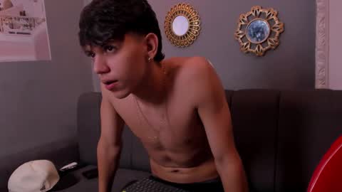 sebas_pretty7 online show from November 16, 2025, 12:33 pm