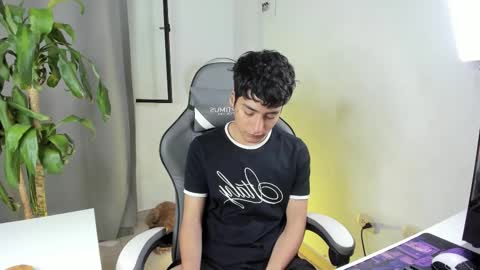 sebastian online show from March 10, 2026, 3:28 pm