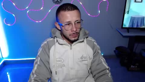 Sebastian online show from October 18, 2025, 12:28 pm