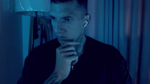 Snapshot of sebastian_muss chatting on September 21, 2025, 1:13 pm Sebastian online show from September 21, 2025, 1:13 pm